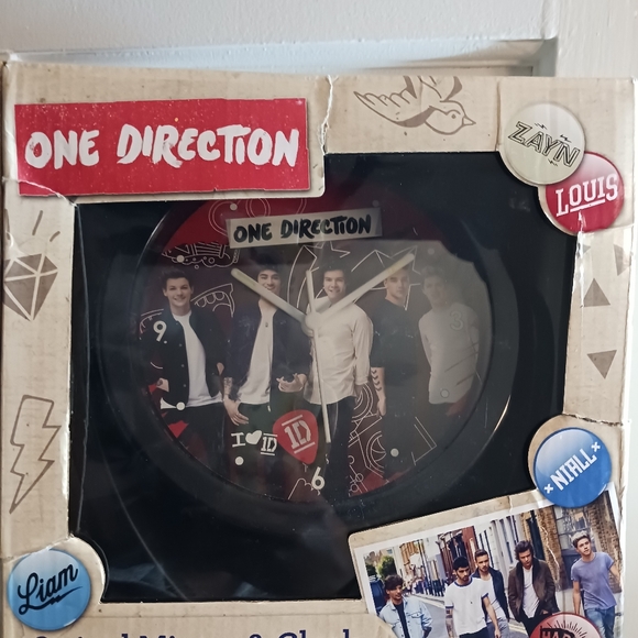 2014 One Direction Limited Edition Swivel Clock To Mirror, New Open - Picture 2 of 9